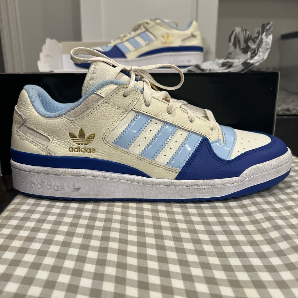 Adidas Cream and Light Blue Sneakers